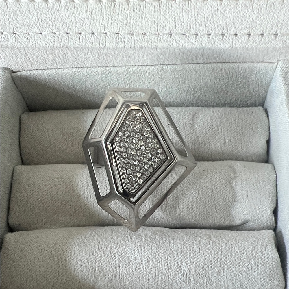 Stunning Vita Fede Silver Geometric Statement Ring w/ Swarovski Crystals 
Size 8